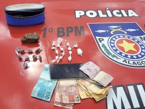 Polícia Militar apreende duas armas de fogo, droga e dinheiro em ações na capital e interior