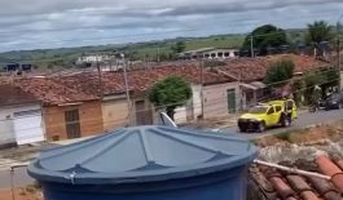 Circulação de viaturas da PM em Arapiraca chama a atenção de moradores