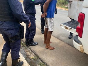 Homem tenta matar individuo com garrafa de vidro em Palmeira dos Índios