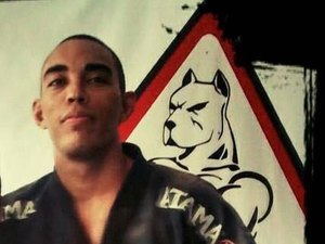 Militar é surpreendido e executado por dupla armada quando chegava em casa