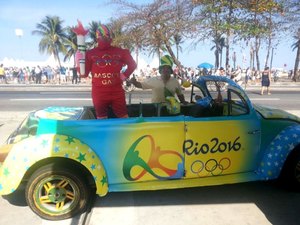 Mascote gay é atração da Olimpíada Rio 2016