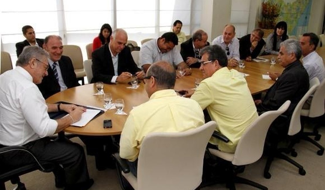 Casal será responsável pelo abastecimento de Pão de Açúcar