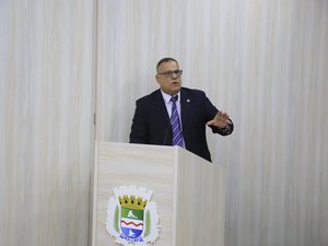 Câmara concederá comendas para personalidades com destaque no campo da poesia e do esporte