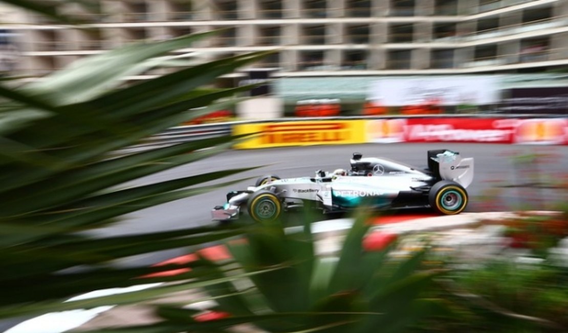Massa tem problemas e larga em 18º na Rússia; Hamilton é pole