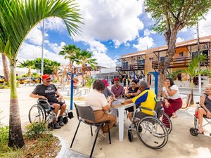 Prefeito JHC garante gratuidade nos ônibus para pessoas a partir de 65 anos