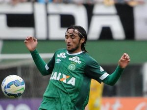 Apodi renova contrato com a Chapecoense