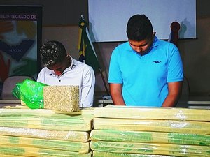 Dois jovens são presos e uma menor apreendida com 205 kg de maconha avaliada em R$ 200 mil
