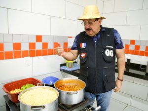 Prefeito Gilberto Gonçalves fiscaliza escola recém inaugurada em Rio Largo