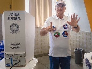 Entorno de Renan Calheiros previa derrota para Lira e Marina