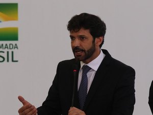 Marcelo Álvaro deixa o Ministério do Turismo