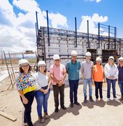 Tia Júlia visita obras do Programa Minha Casa, Minha Vida que beneficiará 400 famílias palmeirenses
