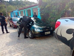 Policiais do Tigre recuperam carro minutos após assalto