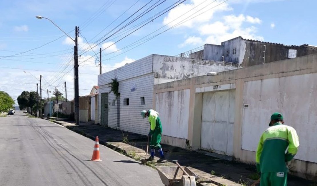 Prefeitura e Braskem levam mutirão de limpeza ao Pinheiro e Mutange