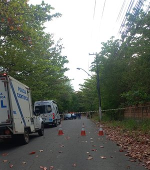 Casal tenta assaltar motorista de app e mulher acaba morta no Pontal da Barra