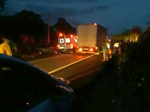 Cochilo ao volante provoca acidente na BR-316