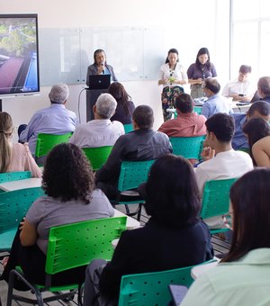 Tia Júlia participa de entrega de equipamentos e inauguração de vestiário no IFAL de Palmeira