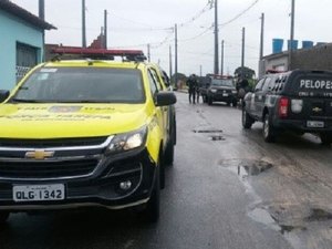 Três homens são presos por furto de perfumes e desodorante