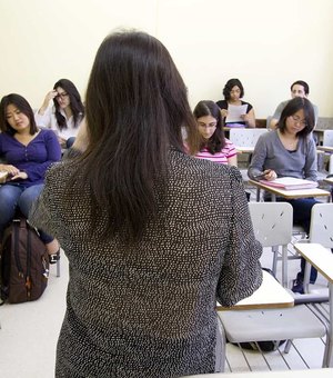 Brasil corre risco de ter professores sem emprego nos próximos anos