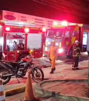 Incêndio atinge almoxarifado da Maternidade Santa Mônica em Maceió; pacientes são transferidas