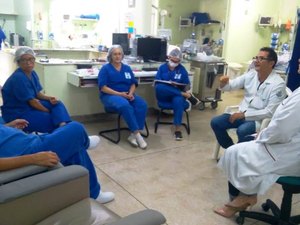 Hospital Escola Helvio Auto promove rodas de conversa para profissionais na linha de frente