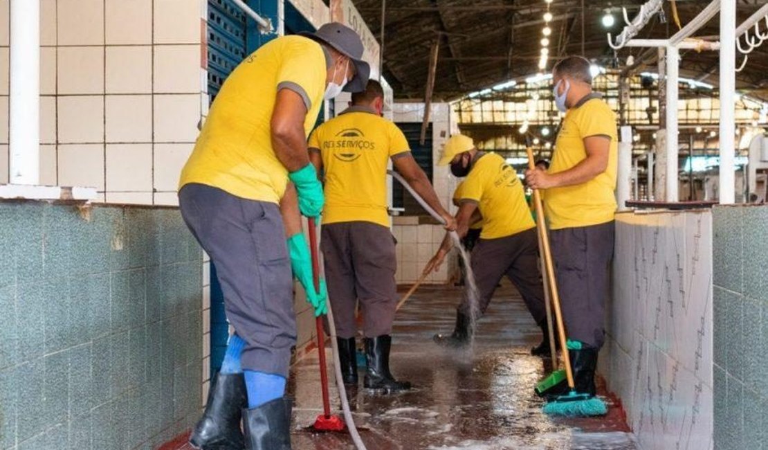 Mercado e feira do Benedito Bentes recebem o primeiro mutirão de limpeza do ano