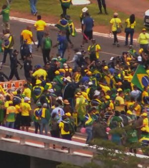 Governador pede investigação sobre militares de AL nos atos golpistas de Brasília