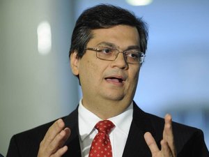 Governador avalia denunciar Bolsonaro por racismo 