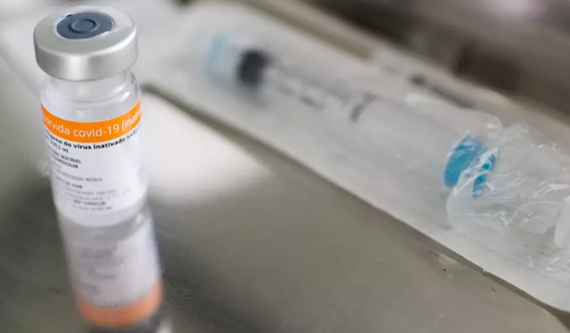 Butantan vai apresentar à CPI documentos sobre atraso na compra de vacinas