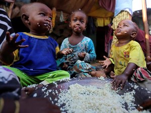 ONG alerta que 20 mil crianças somalis correm risco de morrer de fome