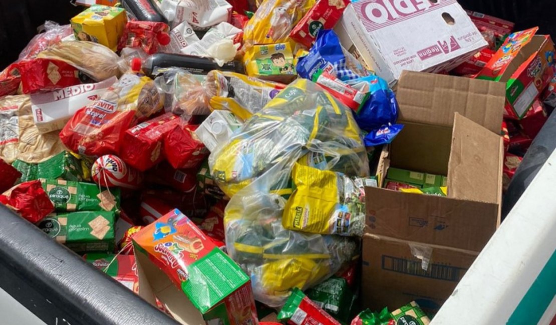Vigilância Sanitária apreende 400 kg de alimentos impróprios para consumo no fim de semana