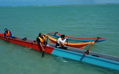 Passeio de canoa haviana tem feito muito sucesso em Alagoas