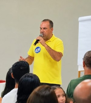Em Arapiraca, Francisco Sales reafirma defesa do comércio e empregabilidade