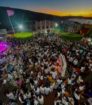 Procissão e missa encerram festa de Nossa Senhora do Ó