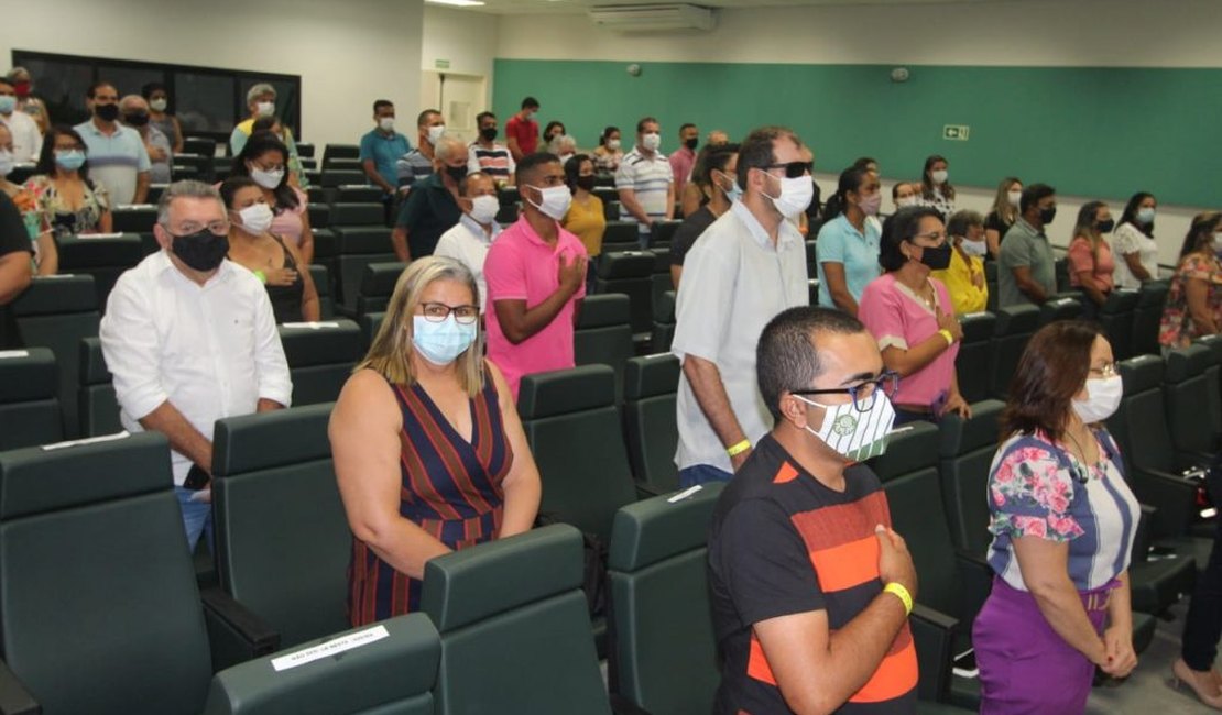 Membros do Conselho Municipal de Saúde para o biênio 2022-2023 são eleitos durante plenária