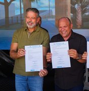 Jadson Lessa e Arthur Lira assinam ordens de serviço para novas obras em São Miguel dos Milagres