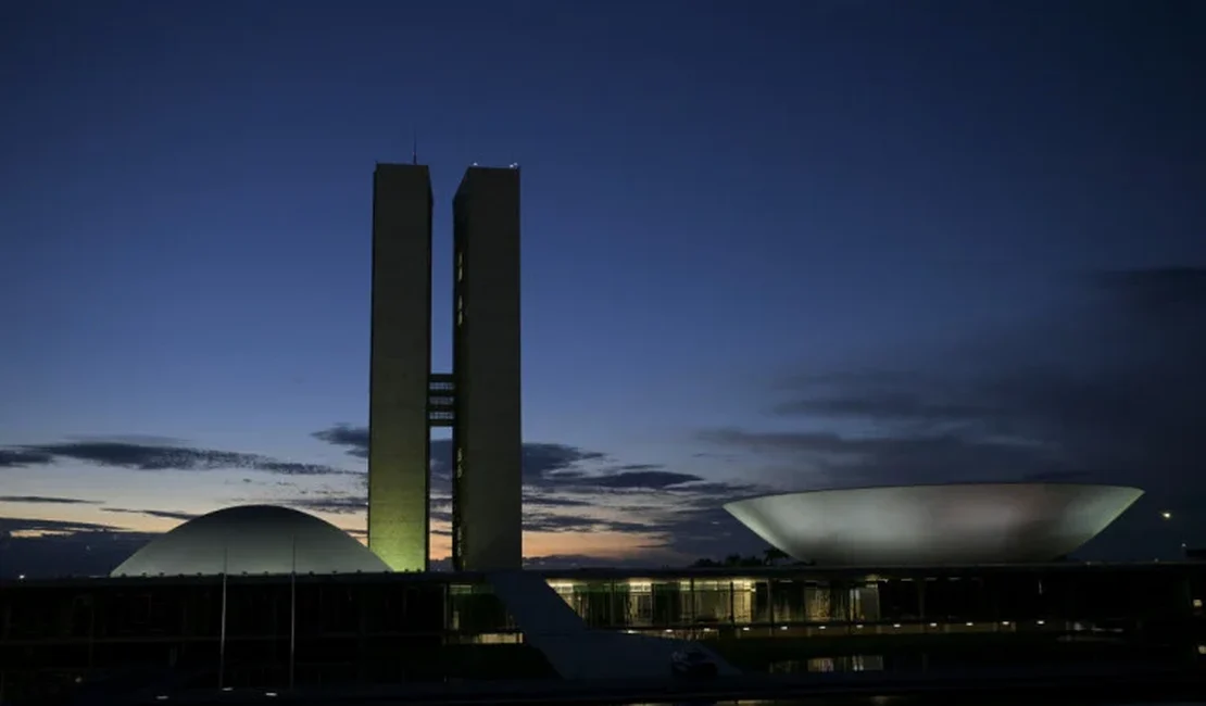 Veja quem votou contra e quem foi a favor da PEC pelo fim da escala 6x1