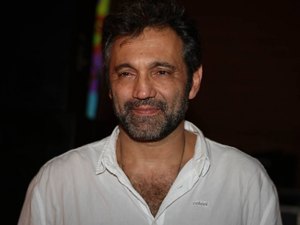 Corpo de Domingos Montagner chega a teatro de São Paulo para velório