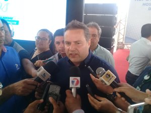 Renan Filho sinaliza que Luciano Barbosa será seu vice de novo