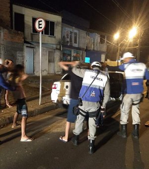 Lei Seca autua mais de 40 condutores e flagra oito inabilitados em Maceió