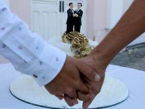 Casamentos entre pessoas do mesmo sexo mais que dobram em AL