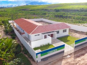 Prefeitura de Maragogi entrega creche no conjunto Deda Paes