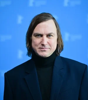 Quem é Lars Eidinger, ator alemão escalado como vilão em Superman 2