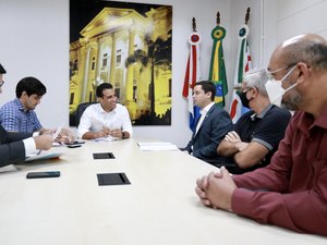 Câmara de Maceió recebe PL de Diretrizes Orçamentárias para 2023