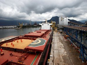 Monitor do PIB-FGV de outubro apresenta alta de 0,6%