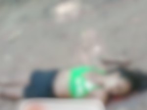 Mulher é encontrada morta com marcas de tiros na AL-101 Norte, em Maceió