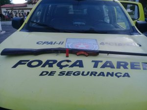 Polícia apreende espingarda calibre 16, em Capela