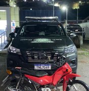 Homem é preso em Joaquim Gomes com motocicleta roubada e reage à abordagem da polícia