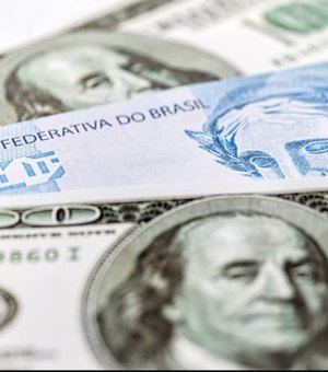 Apesar da deflação no Brasil, dólar dispara e Bolsa cai