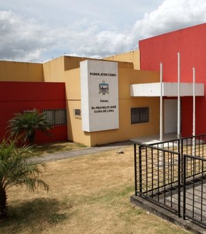 Justiça afasta prefeito de União dos Palmares por fraude