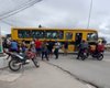 Acidente com ônibus escolar deixa pelo menos duas pessoas feridas em Arapiraca